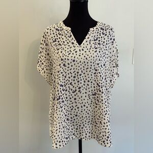 cabi Meow Top; Size XL